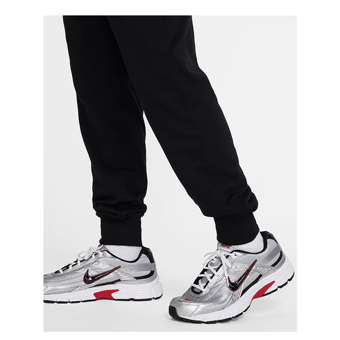 MNKCLUBFTJOGGER
