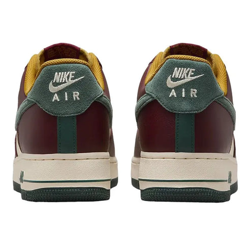 Nike Air Force 1 '07 LV8