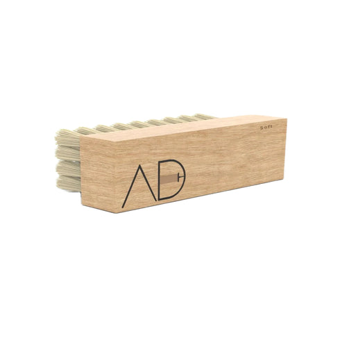 AD SOFT BRISTLE BRUSH